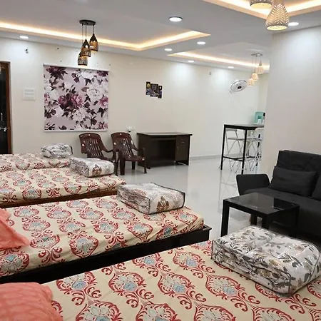 Rr Enclave - Service Apartments